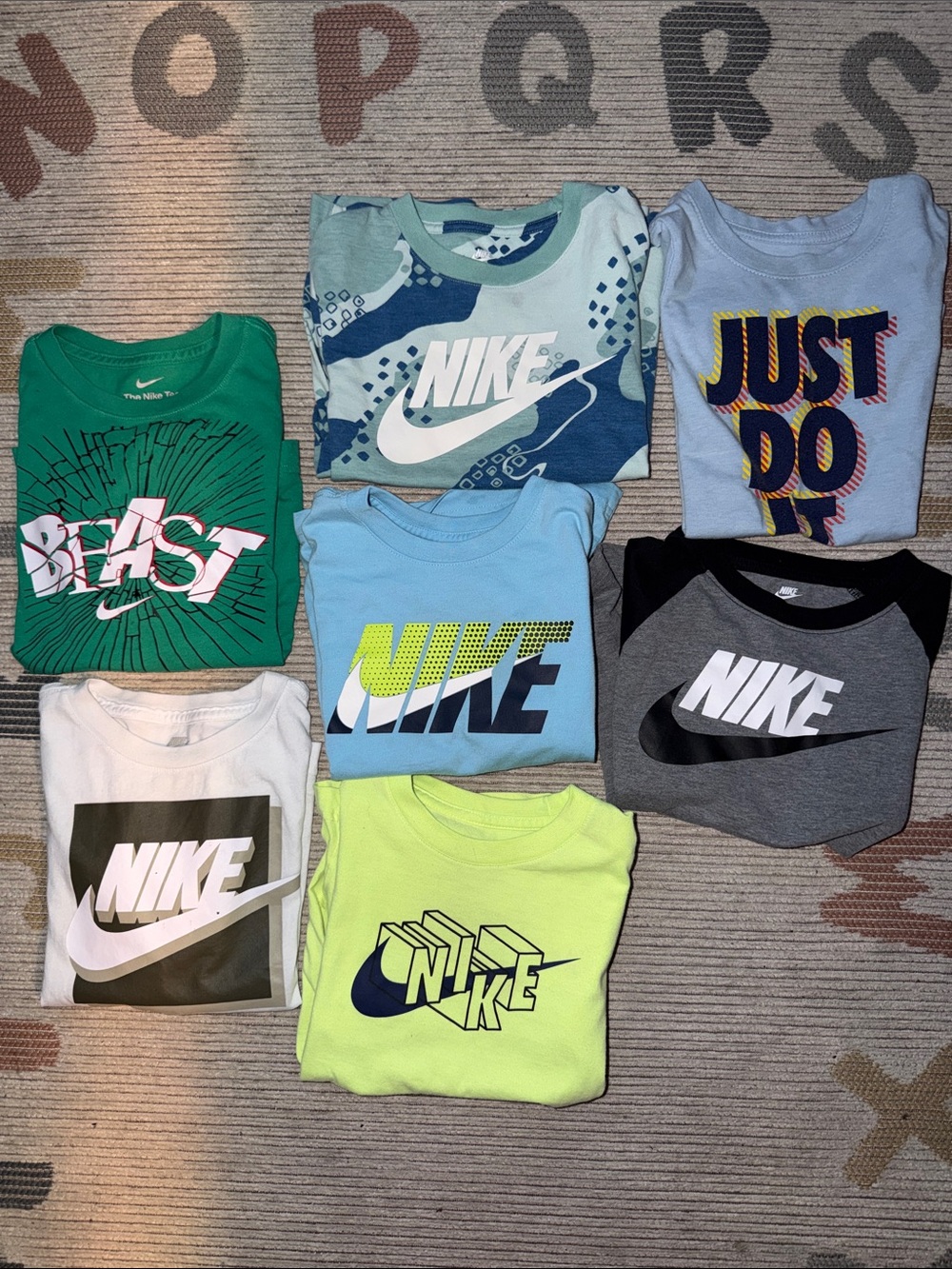 Nike Sz 6 kids, 5 short, 2 long sleeve Tee Pack - Green, Blue, Gray, Yellow